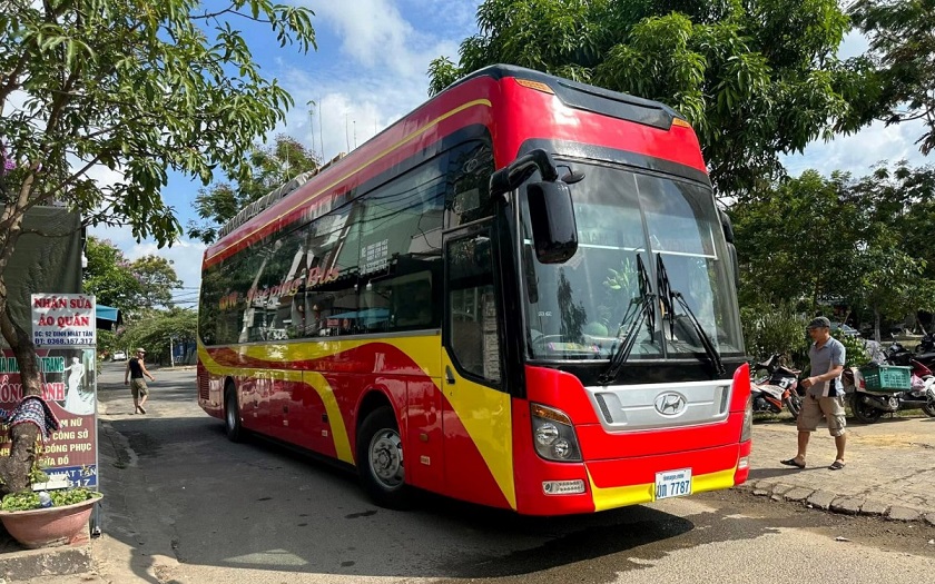 Xe khách giường nằm Hà Nội đi Nậm Cắn