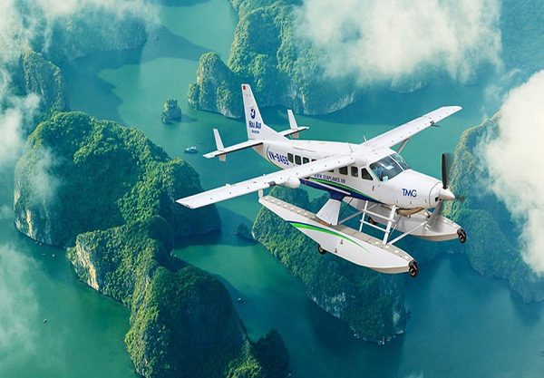 Tour thủy phi cơ ngắm cảnh vịnh Hạ Long 25 phút